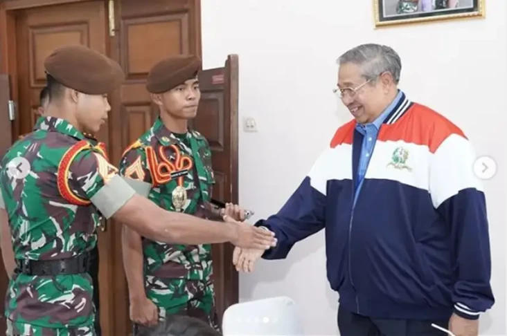 Bawa Tim Voli, SBY Kunjungi...