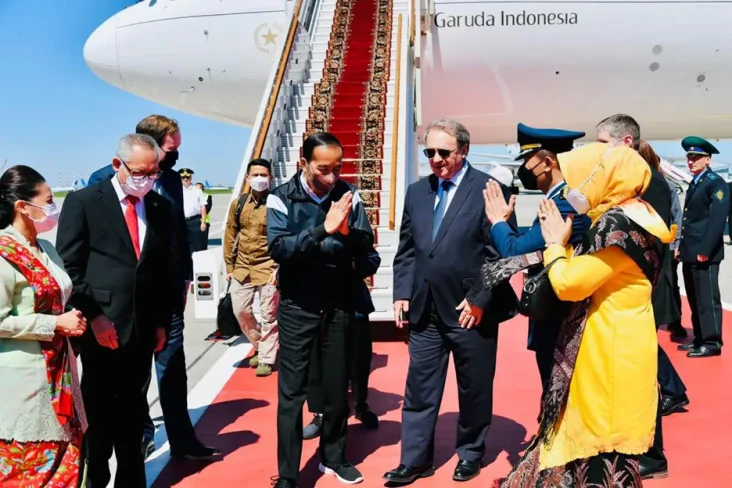 Presiden Jokowi Tiba...