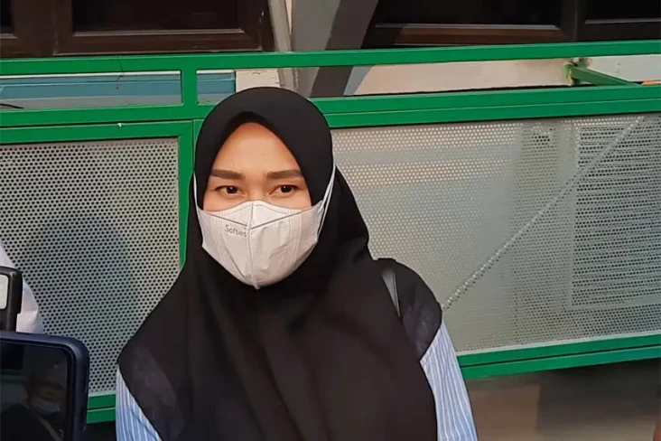 Curahan Hati Istri Putra...