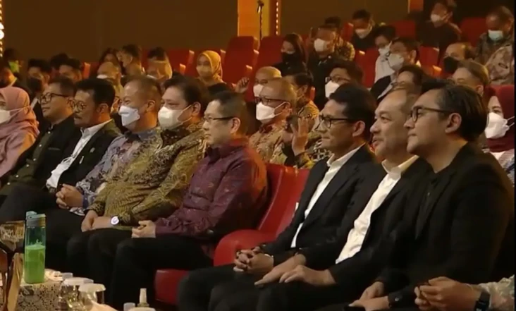 Daftar Lengkap Penerima...