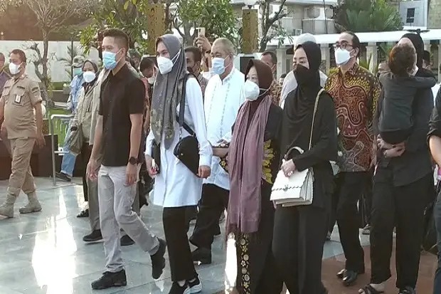 Istri Tjahjo Kumolo:...