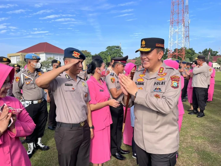 749 Personel Polda Riau...