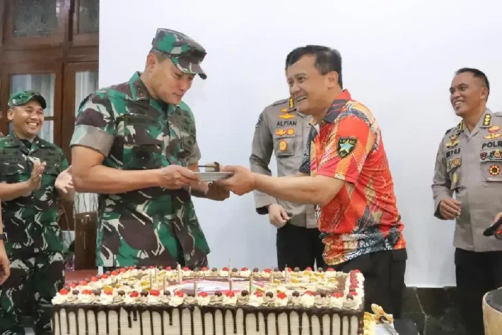 HUT Bhayangkara ke-76,...