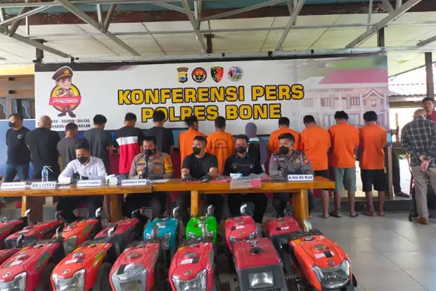 Polres Bone Tangkap...