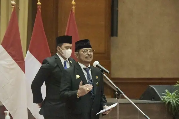 Mentan SYL Lantik Andi...