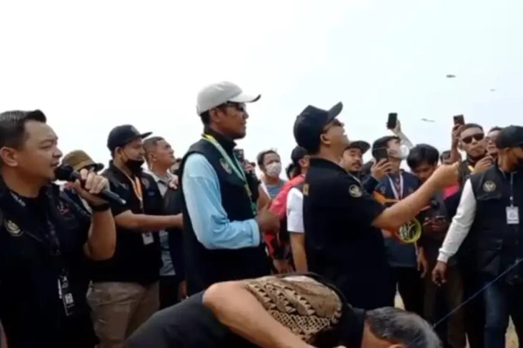 Diteriaki Presiden saat...