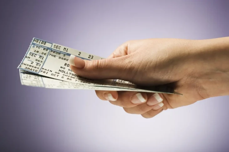 Tips Aman Membeli Tiket...