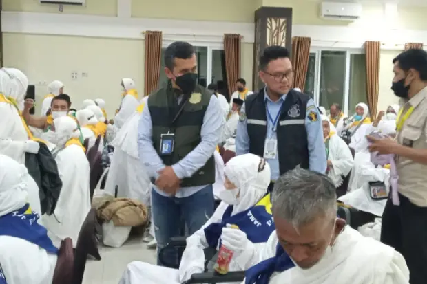 Layanan Imigrasi 19...