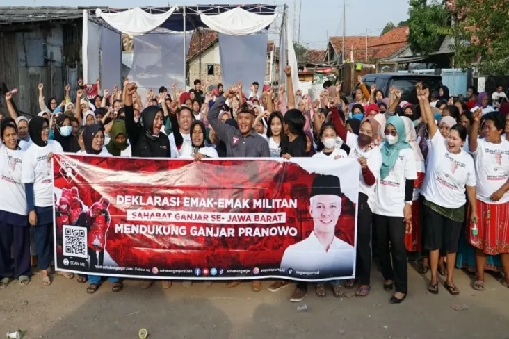 Sahabat Ganjar Hadiri...