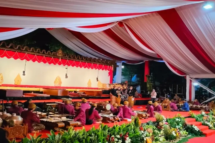 HUT Ke-76 Bhayangkara,...