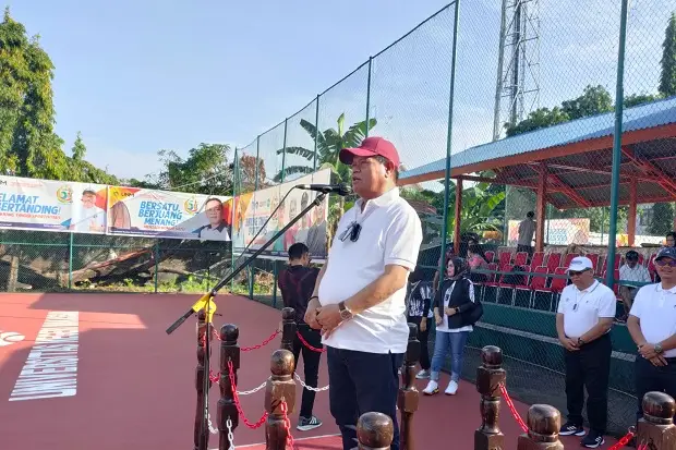 Tenis Semarakkan Dies...