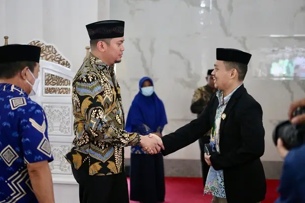 Juarai Lomba KTIQ di...