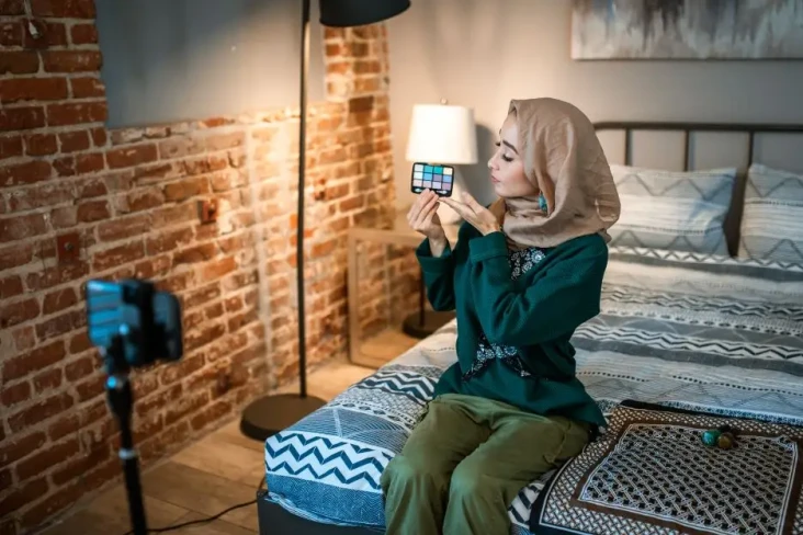 Mau Cuan Lewat Konten...