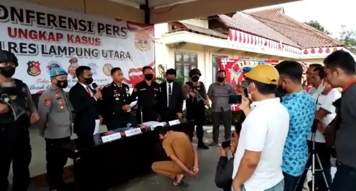 Terdesak Kebutuhan Ekonomi,...