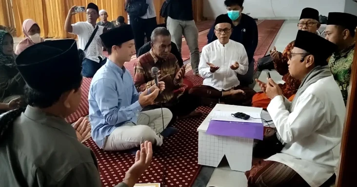 Terpikat Gadis Gresik...