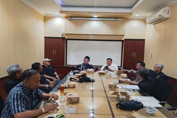 DPRD Kendal Minta Pemkab...