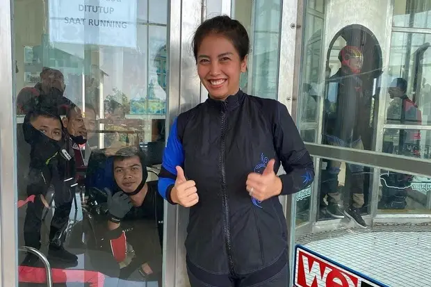 Profil Naila Novaranti,...