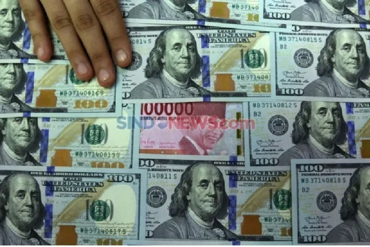 Rupiah di Atas Rp15.000,...