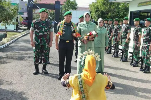 Letkol Sumardi Gantikan...