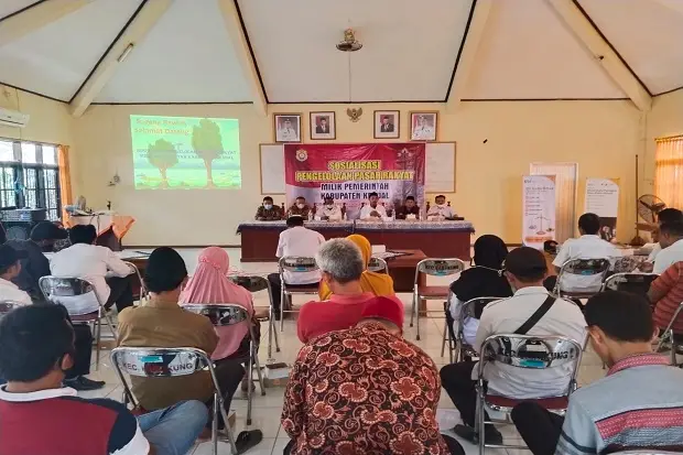 Selamatkan Pasar Tradisional,...