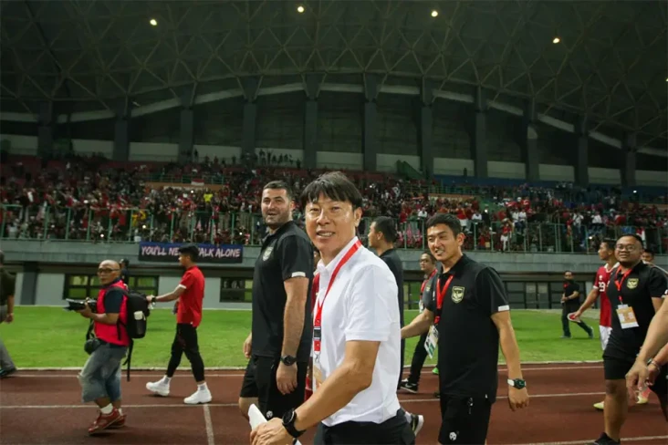 Shin Tae-yong Mencari...