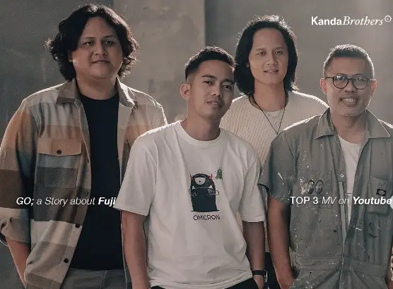 Makna Lagu “Go”...