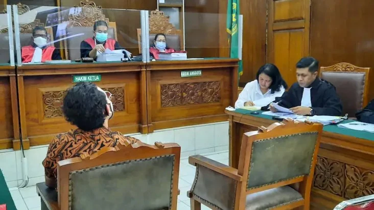 Jalani Sidang Kasus...