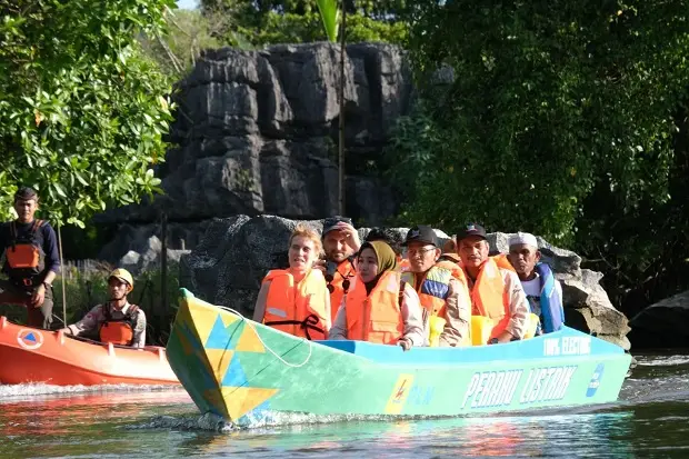 Dukung Geopark Maros-Pangkep...