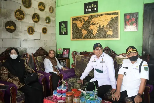 Kelompok IKM di Luwu...