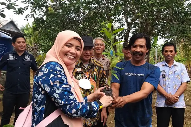 Suhartina Siap Jadikan...