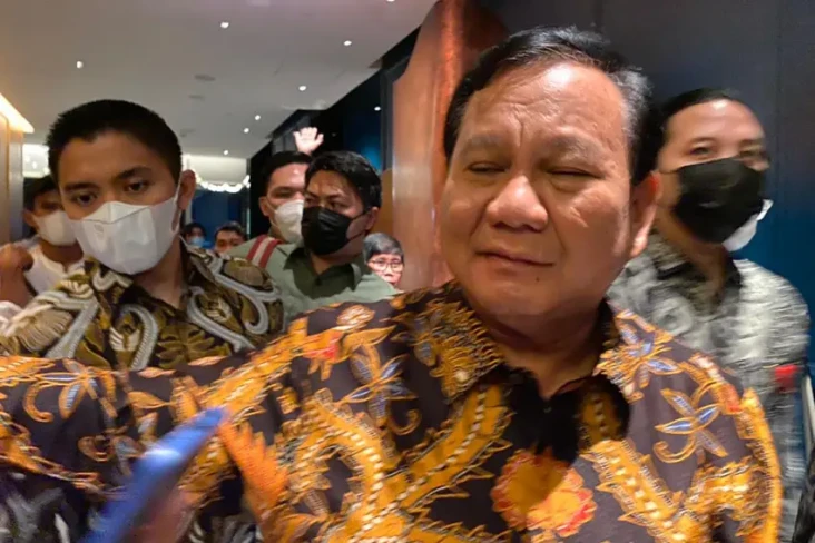 Prabowo Jawab Santai...