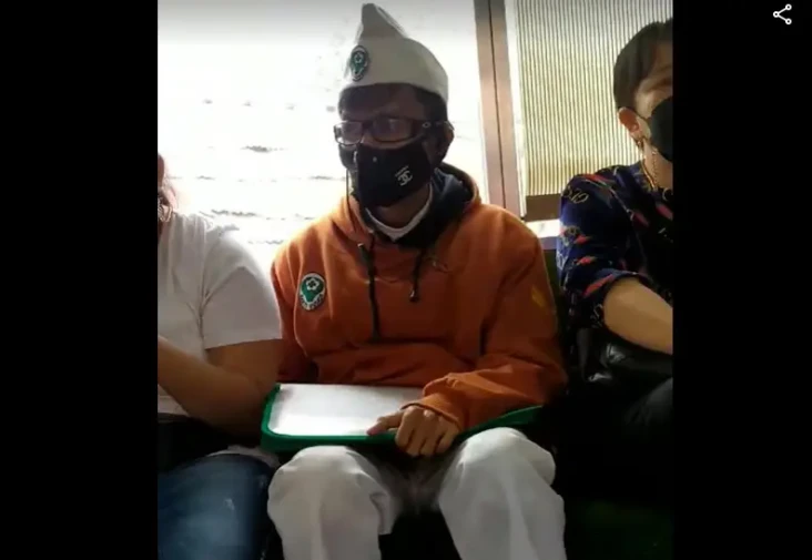 Pelaku Onani di KRL...