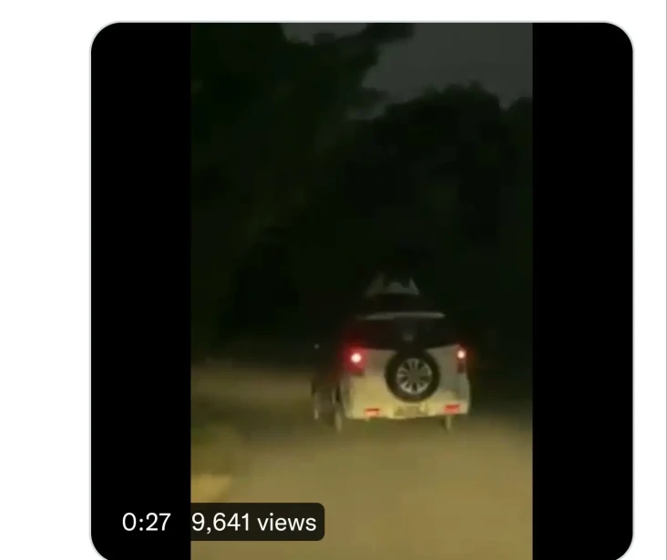Video Kuntilanak Duduk...