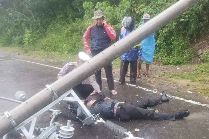 Hendak Pergi Kerja,...