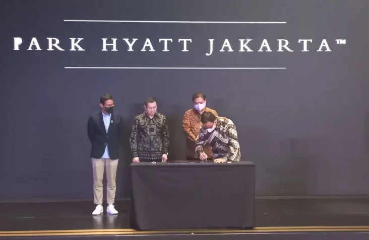HT Resmikan Park Hyatt...