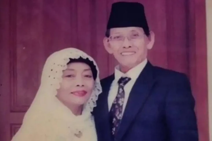 Profil Haji Bokir, Seniman...