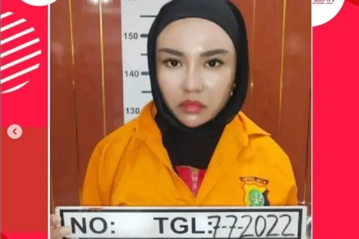 Medina Zein Bakal Makan...
