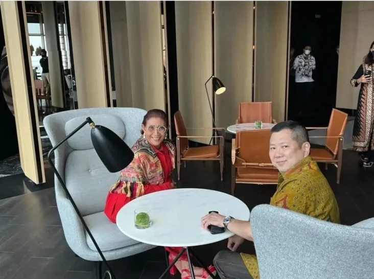 HT - Susi Pudjiastuti...