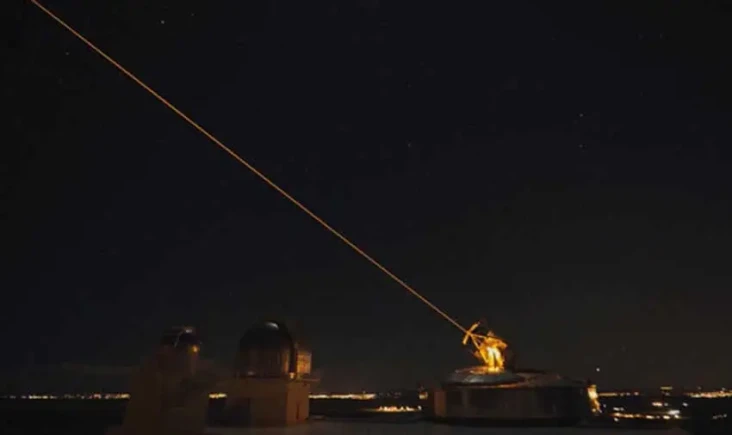 Senjata Laser Anti-Satelit...