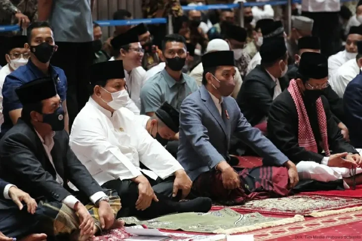 Berdampingan, Ini Momen...