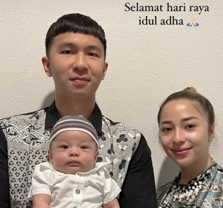 Nikita Willy dan Keluarga...