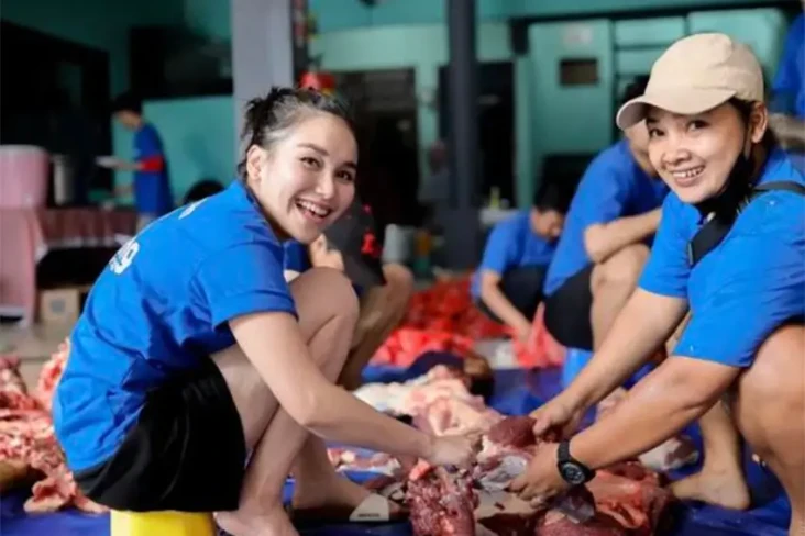 Ayu Ting Ting Jadi Panitia...