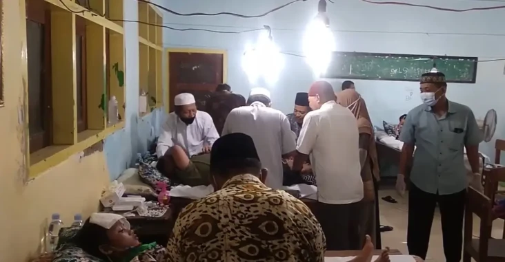 Tingkah Lucu Bocah Ikut...