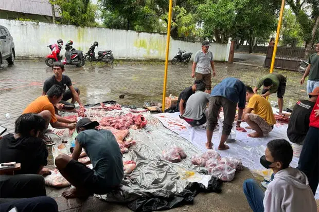 Kejari Sinjai Potong...