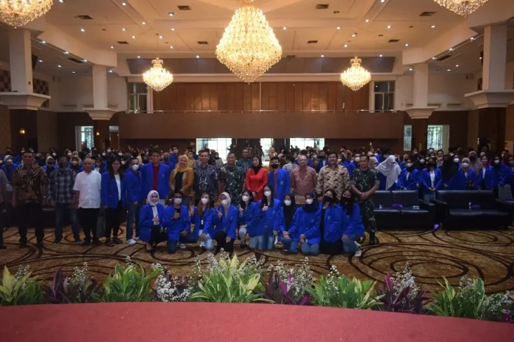 Isi Kuliah Umum di UEU,...