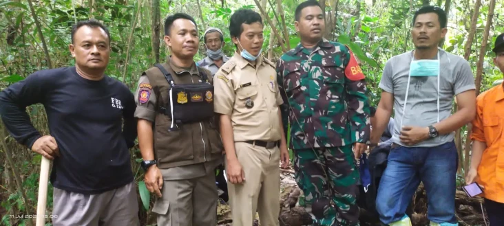 8 Hari Hilang Pergi...
