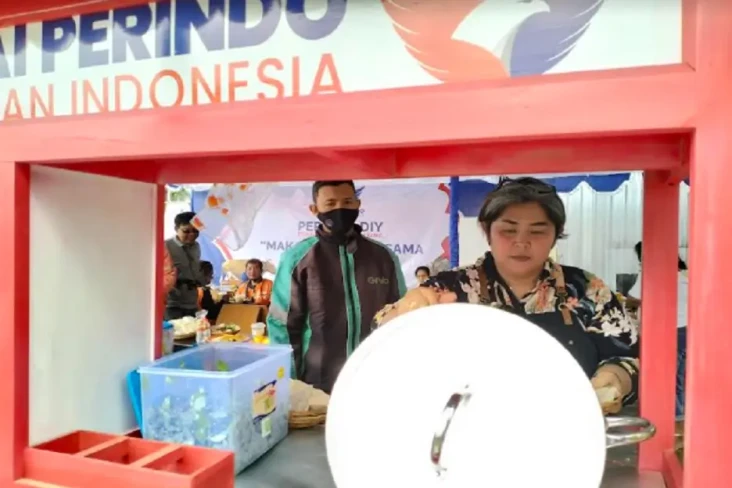 Ratusan Orang Antusias...