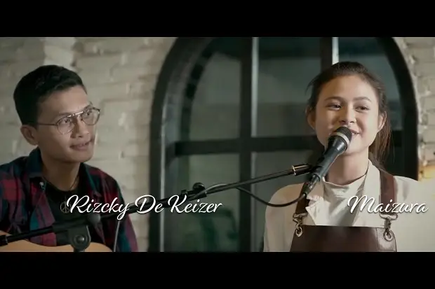 Between Us, Film Terbaru...
