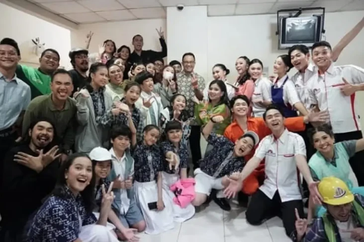Anies Berbagi Keseruan...