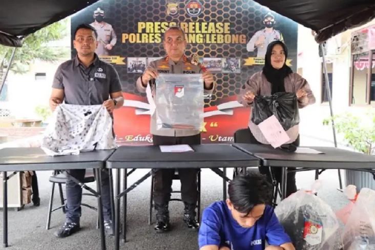 Kesal Diteriaki Maling,...